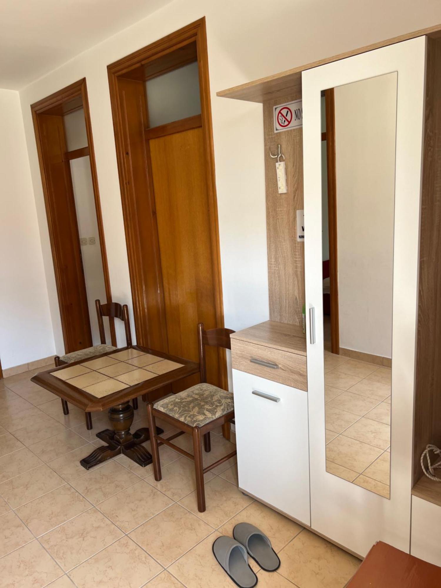 Cheap House Near The Center Of The City موستار المظهر الخارجي الصورة